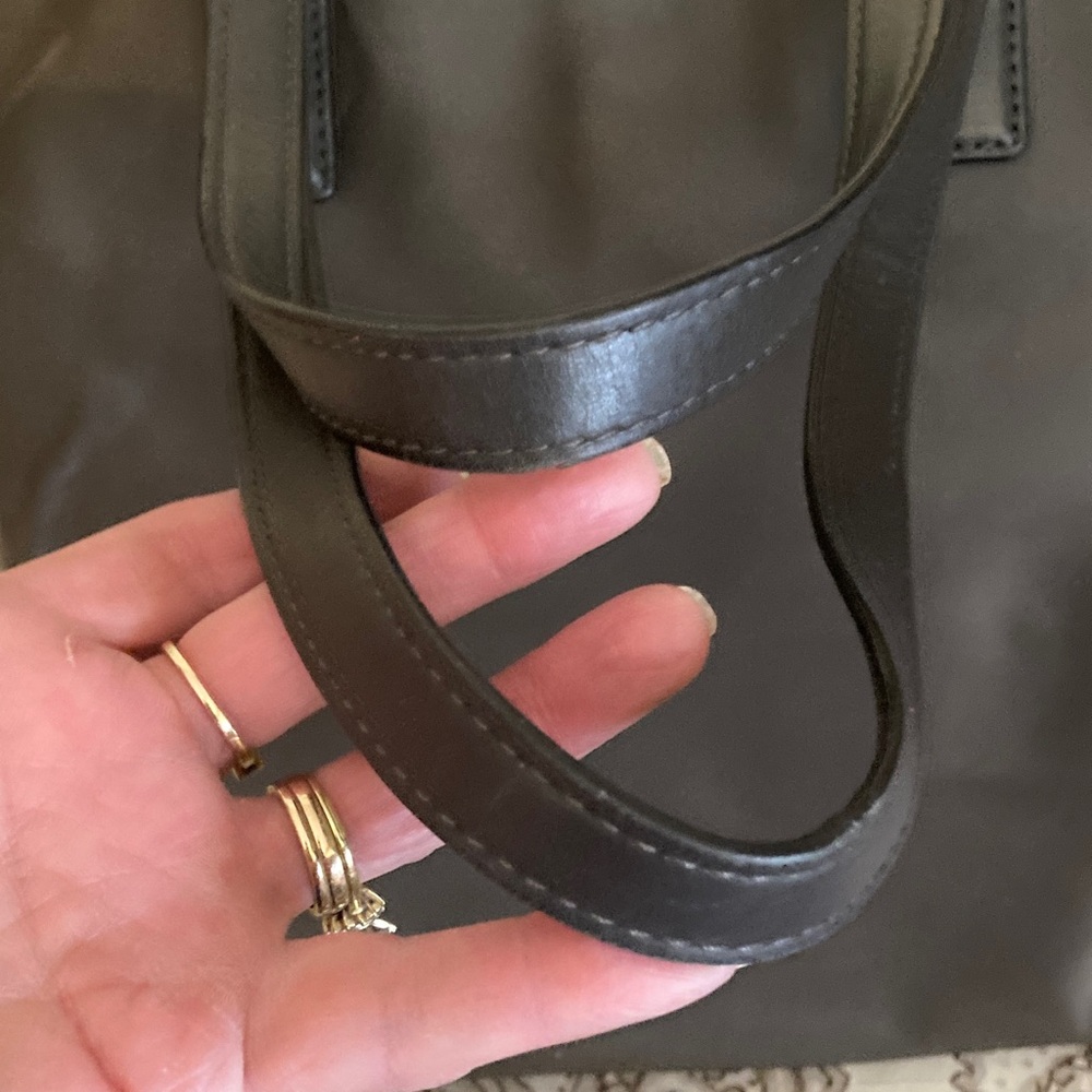 Michael Kors EUC Ariana Travel Designer Nylon Totebag in Graphite/Grey. - Picture 8 of 15